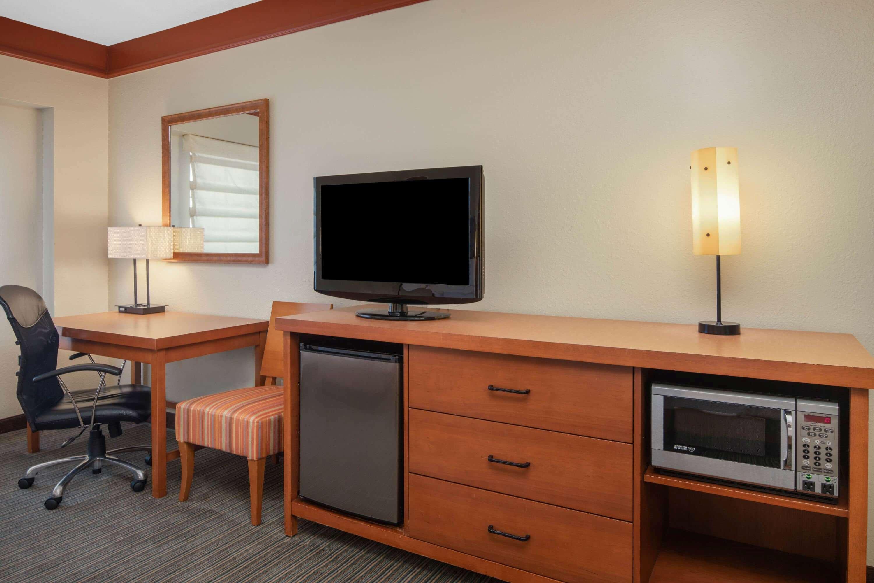 La Quinta By Wyndham Atlanta Ballpark/galleria Hotel Smyrna